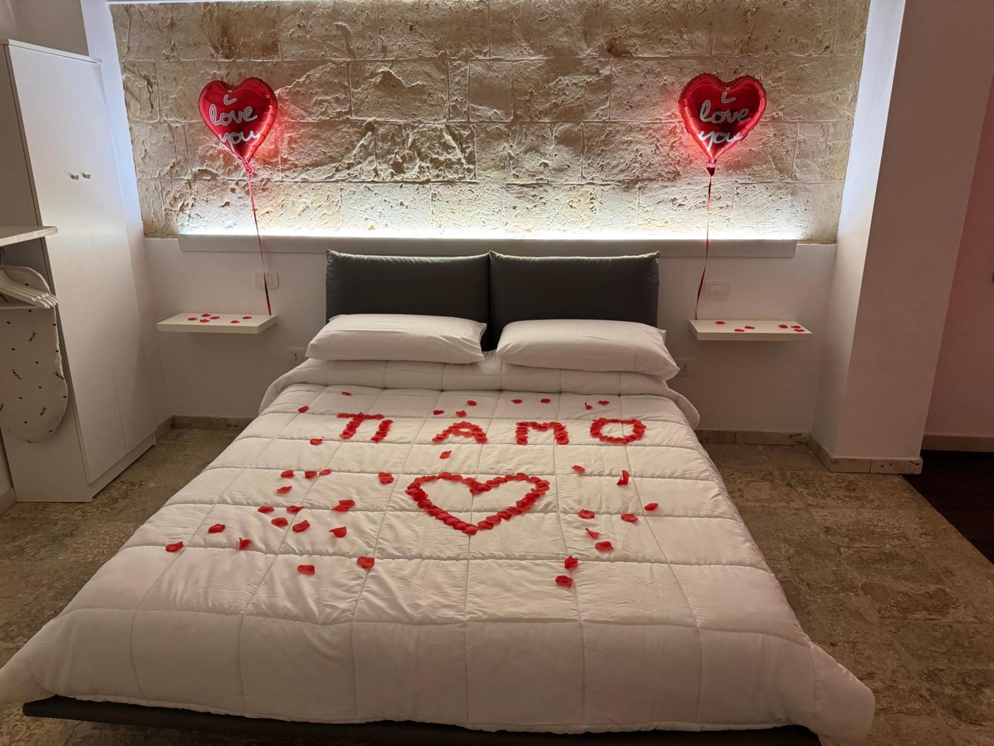 Suite87 Mesagne Bagian luar foto